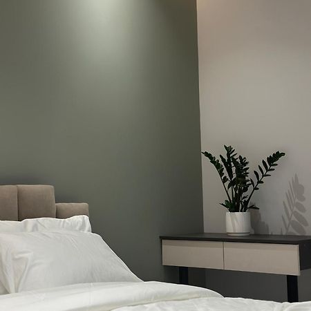 The Roots Boutique Hotel Shkodër エクステリア 写真