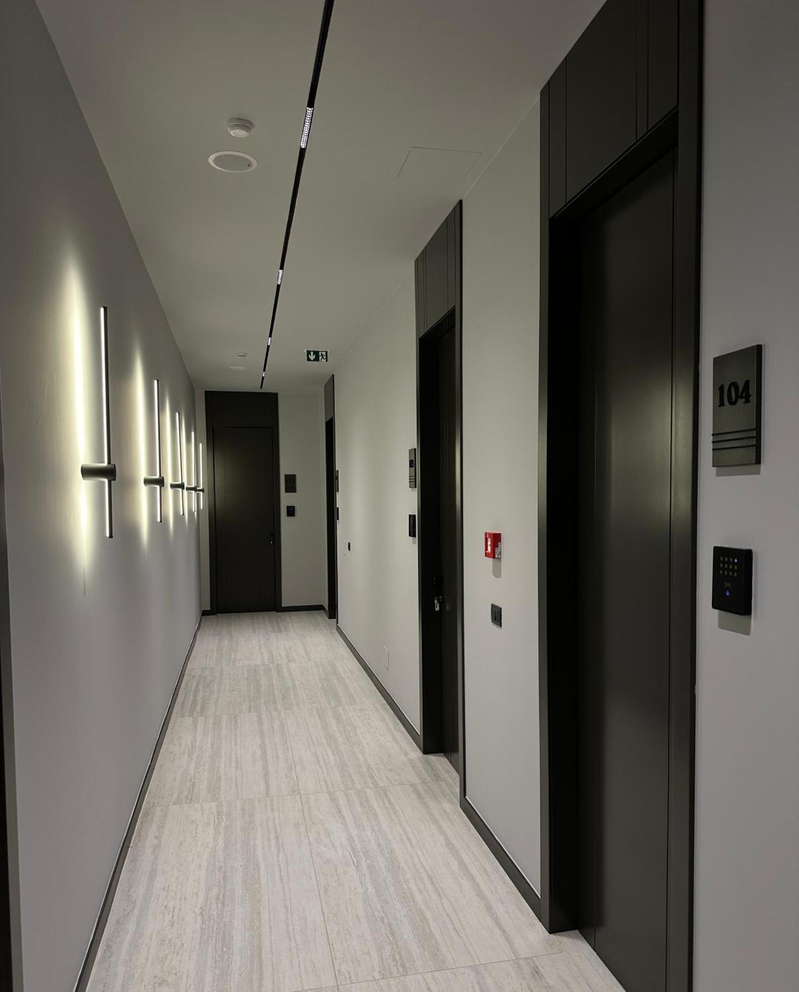 The Roots Boutique Hotel Shkodër エクステリア 写真
