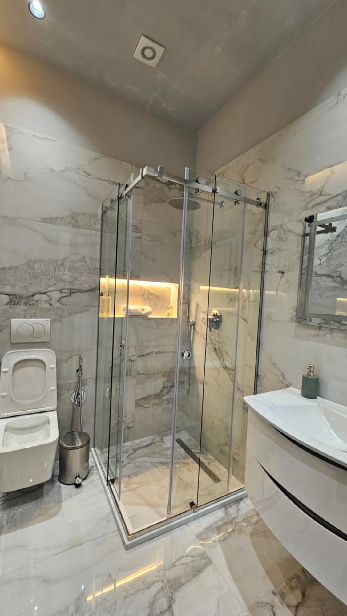 The Roots Boutique Hotel Shkodër エクステリア 写真