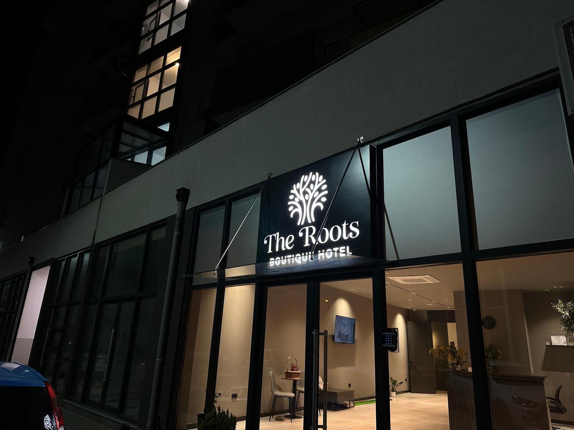The Roots Boutique Hotel Shkodër エクステリア 写真